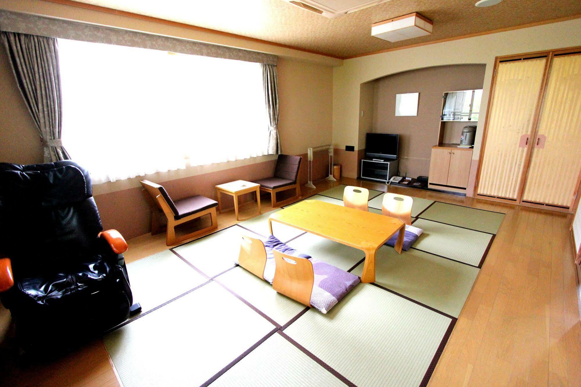 Hanakagura Higashikagura Exterior foto